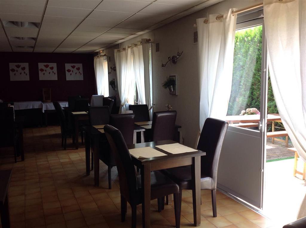 Kyriad Epernay Bagian luar foto